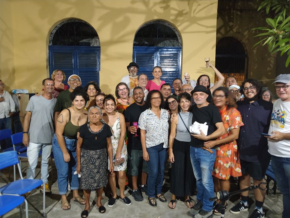 Photo of Amigos do poeta Gerimaldo Nunes se encontram no Casarão dos Azulejos para celebrar sua memória