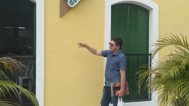 Photo of Poeta Neto Ferreira realiza pesquisa acadêmica e visita Memorial Patativa do Assaré