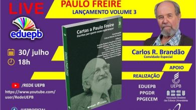 Photo of UEPB publica folhetos de Cristine Nobre e Fábio Mozart em livro sobre Paulo Freire