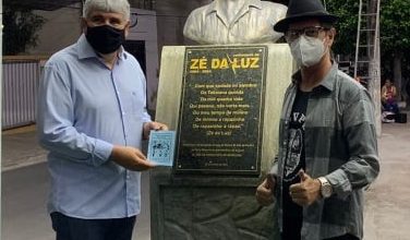 Photo of Marconi Araújo participa de reinauguração do busto de Zé da Luz em Itabaiana