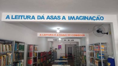 Photo of Biblioteca Pública de Solânea recebe doações de livros da Academia de Cordel e anuncia criação de cordelteca.