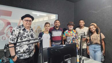 Photo of Jovens poetas da Academia criam folheto sobre presença do negro na poesia popular